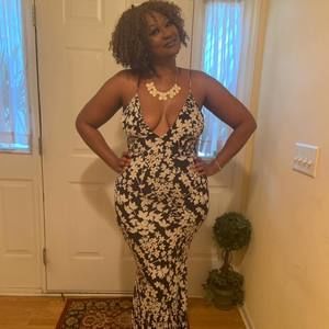 Meet your Posher, Latoya